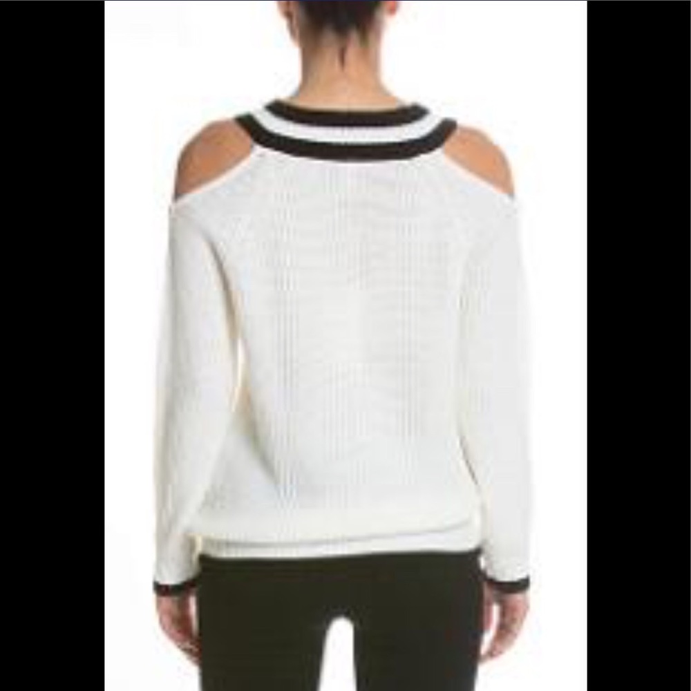 Amazing🖤Elan Cold shoulder V-neck Varsity sweater - Picture 4 of 5